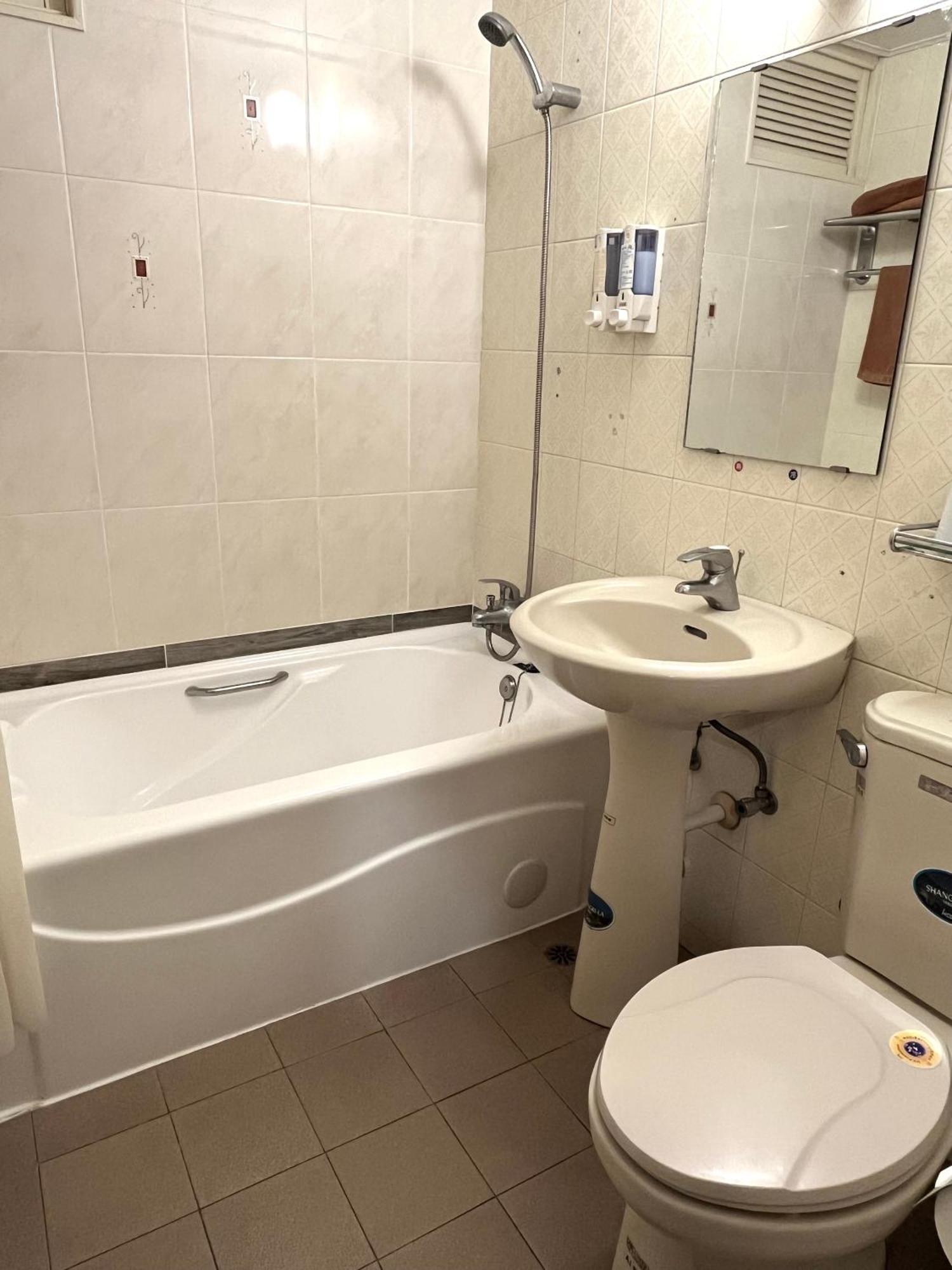 Hua Guo Hotel Keelung Zimmer foto